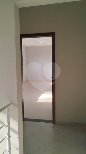 Foto REO1112635