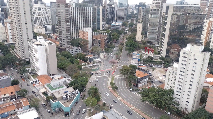 Foto REO1112636