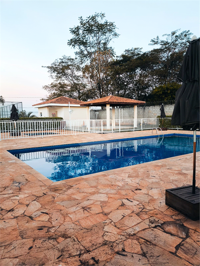 Foto REO1112638