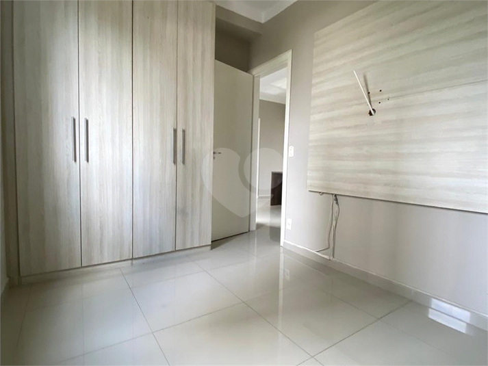 Foto REO1112641