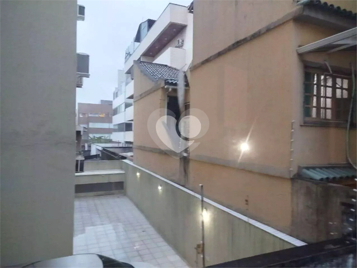 Foto REO1112645