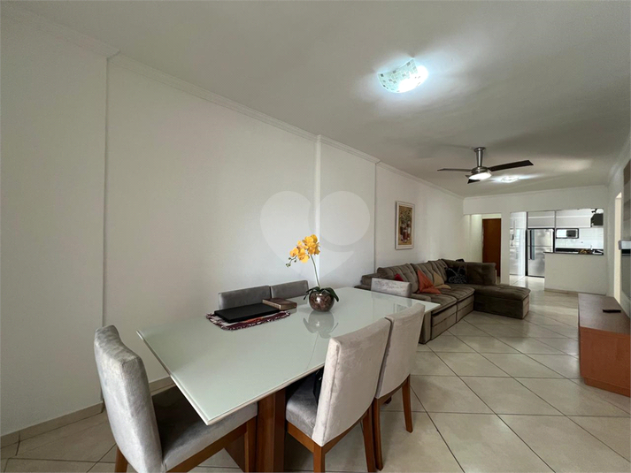 Foto REO1112647