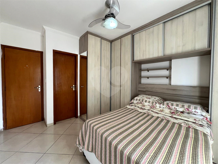 Foto REO1112647