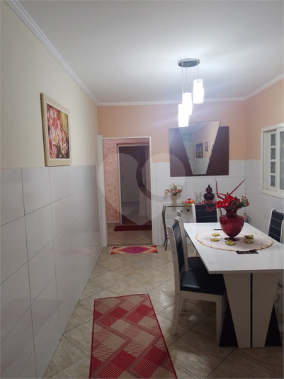 Foto REO1112663