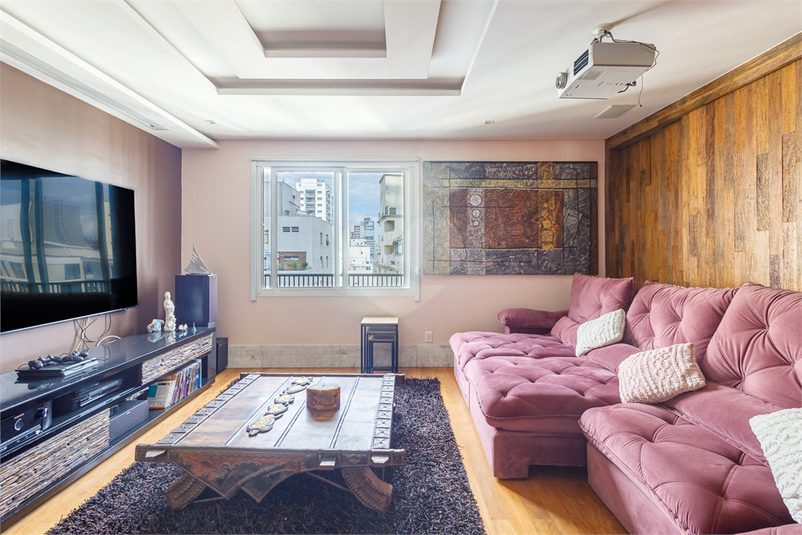 Foto REO1112665