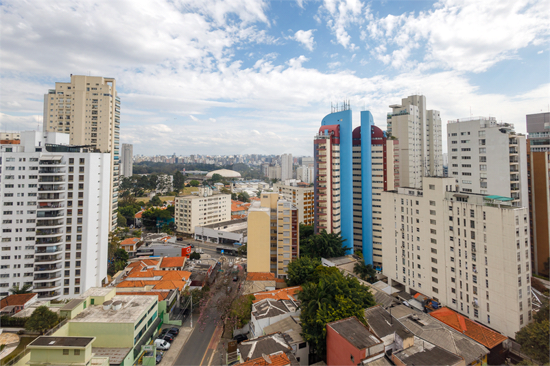 Foto REO1112665