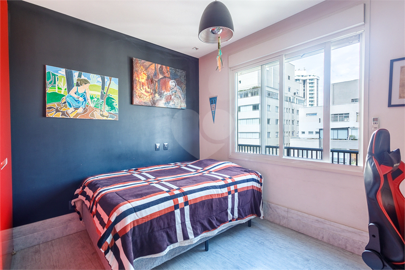 Foto REO1112665