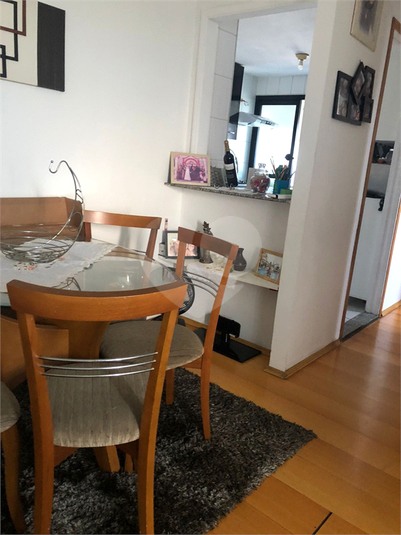 Foto REO1112666