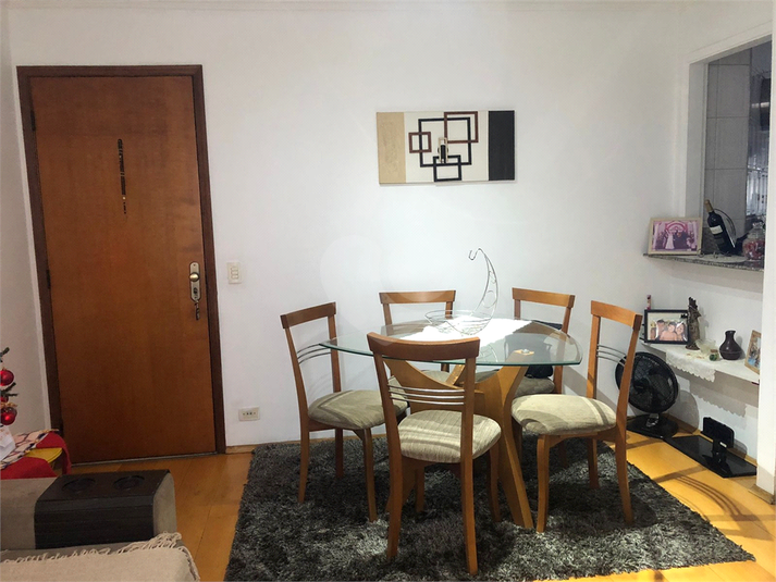Foto REO1112666