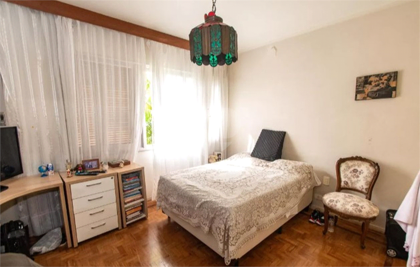 Foto REO1112668