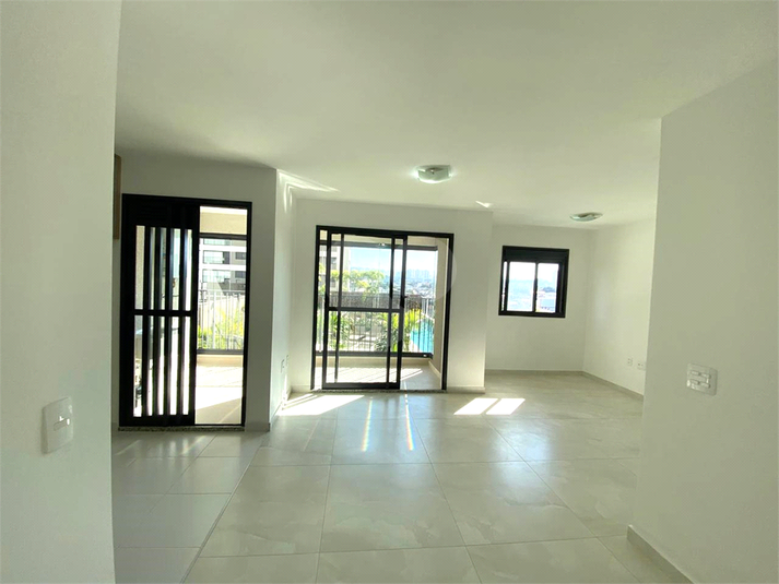 Foto REO1112669