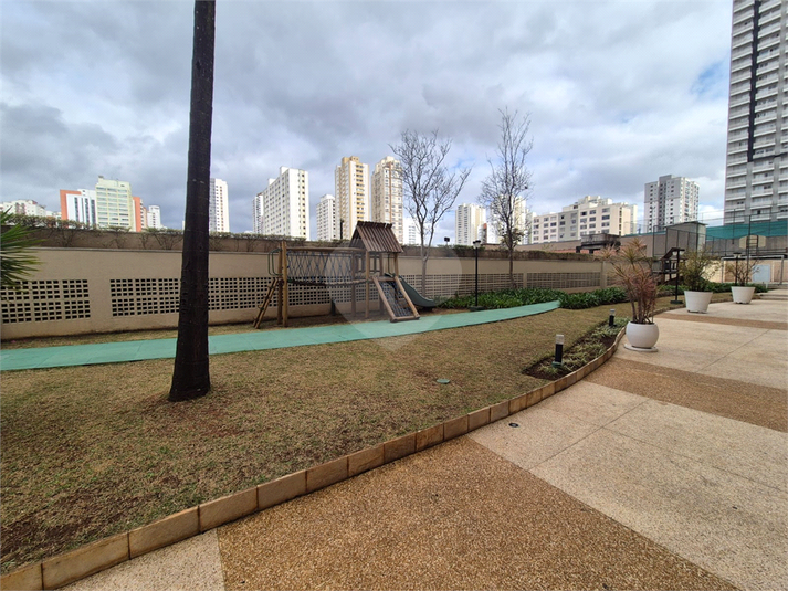 Foto REO1112680
