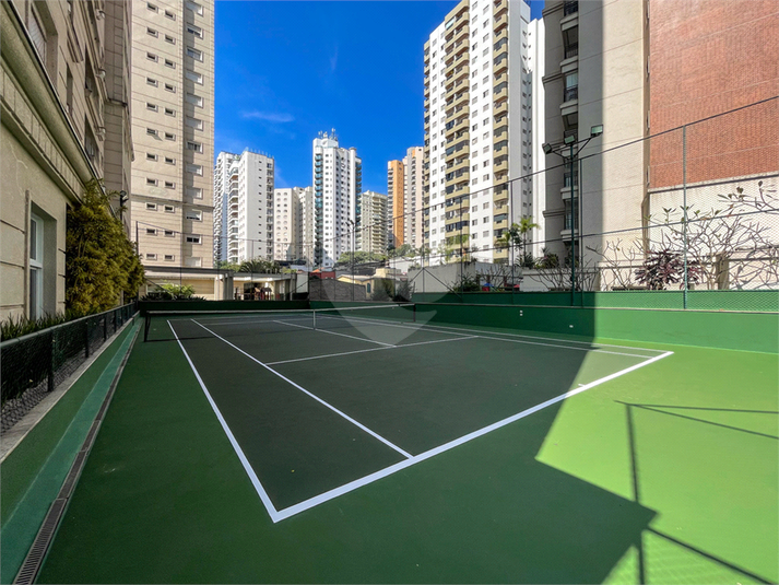 Foto REO1112685