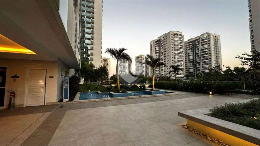 Foto REO1112687