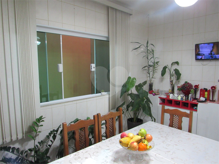 Foto REO1112690
