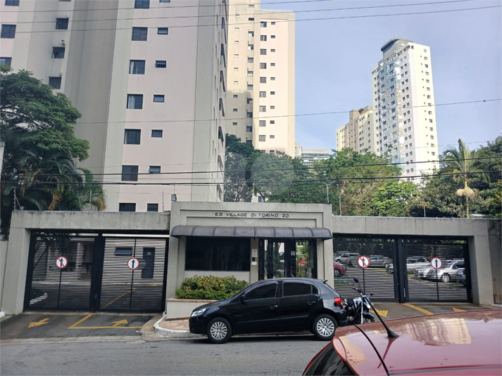 Foto REO1112701