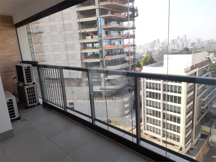 Foto REO1112702