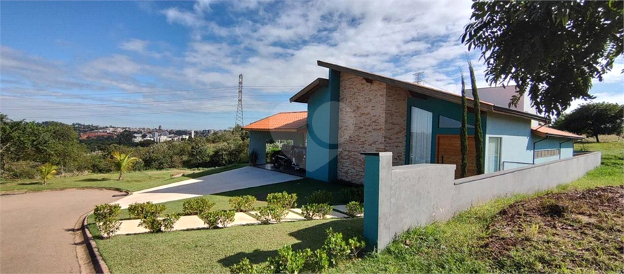 Foto REO1112707