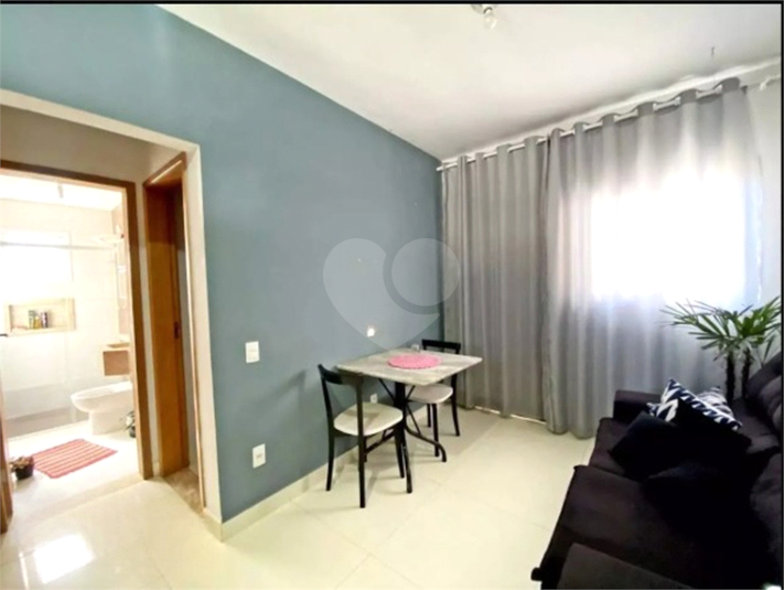 Foto REO1112732