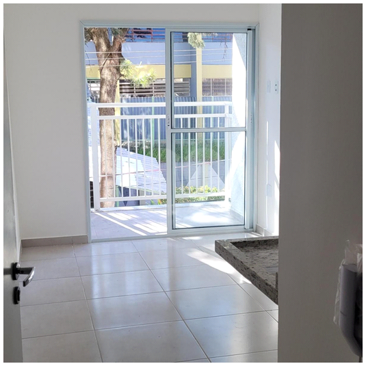 Foto REO1112735