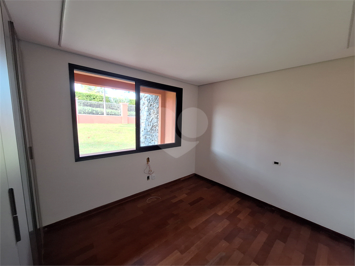 Foto REO1112737