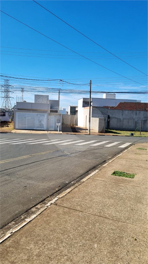 Foto REO1112743