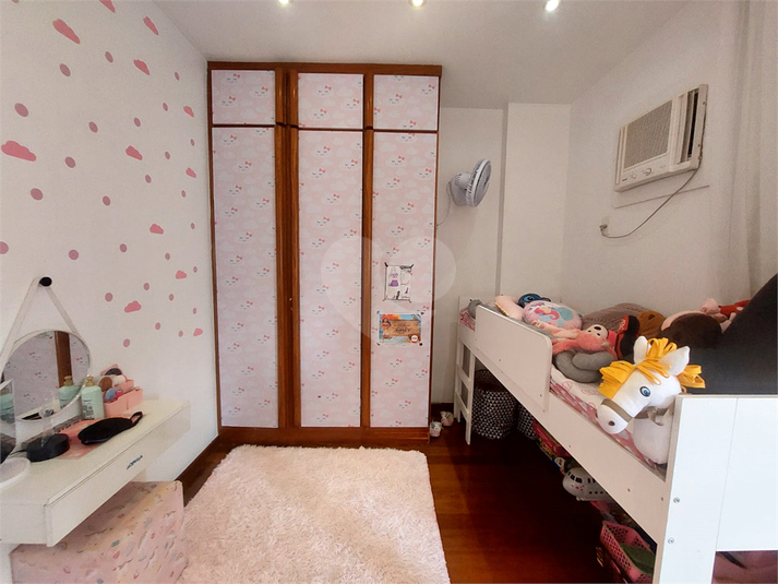 Foto REO1112753