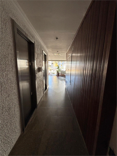Foto REO1112757
