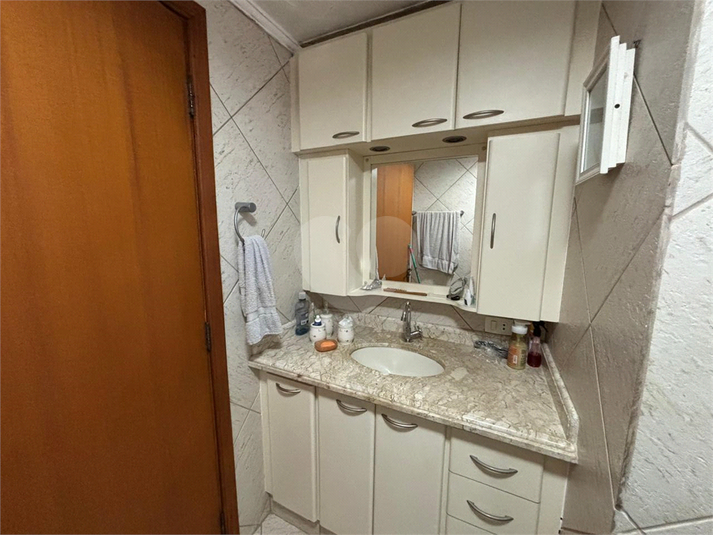 Foto REO1112757