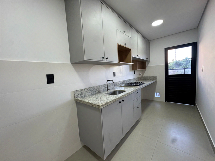 Foto REO1112774