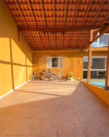 Foto REO1112783