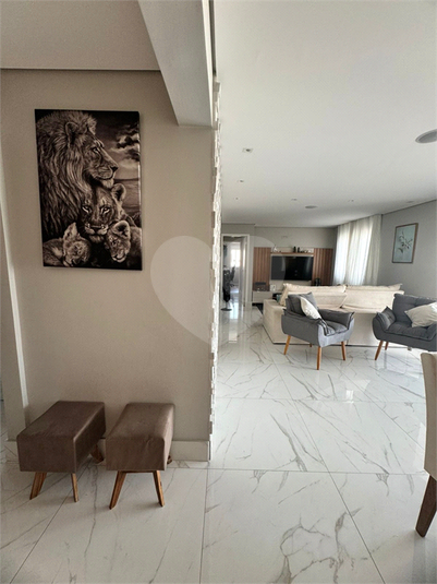 Foto REO1112791