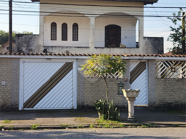 Foto REO1112833