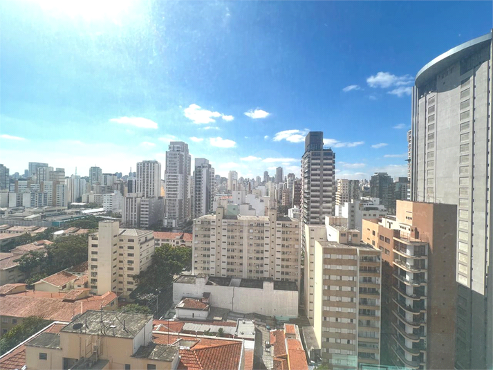 Foto REO1112837