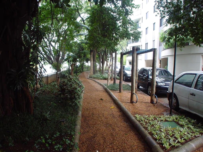 Foto REO1112851
