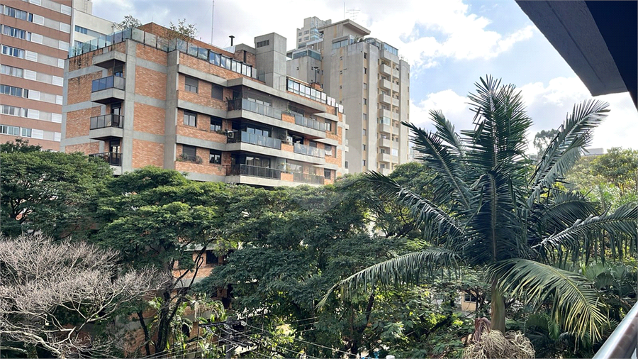 Foto REO1112855