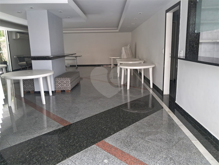Foto REO1112869
