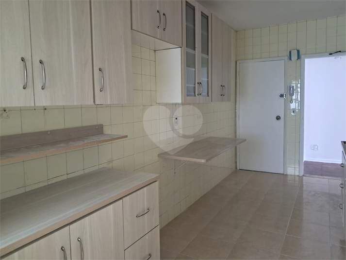 Foto REO1112869