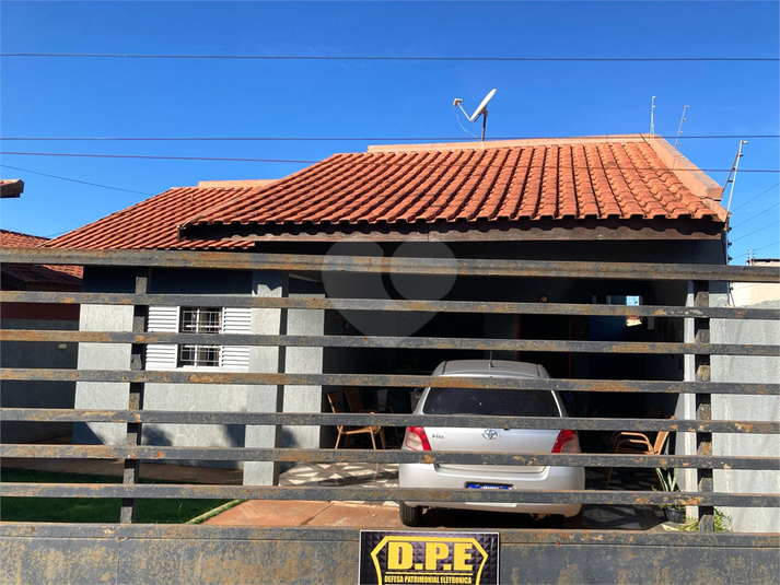 Foto REO1112883