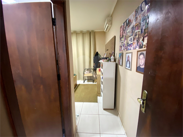 Foto REO1112883
