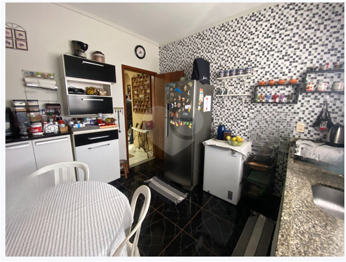 Foto REO1112883