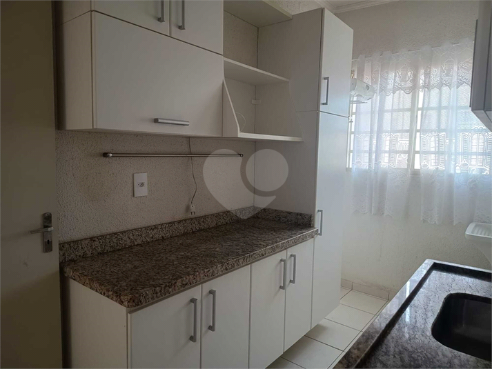 Foto REO1112901