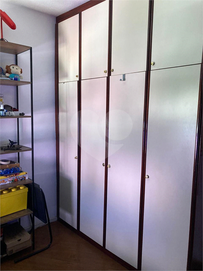 Foto REO1112902