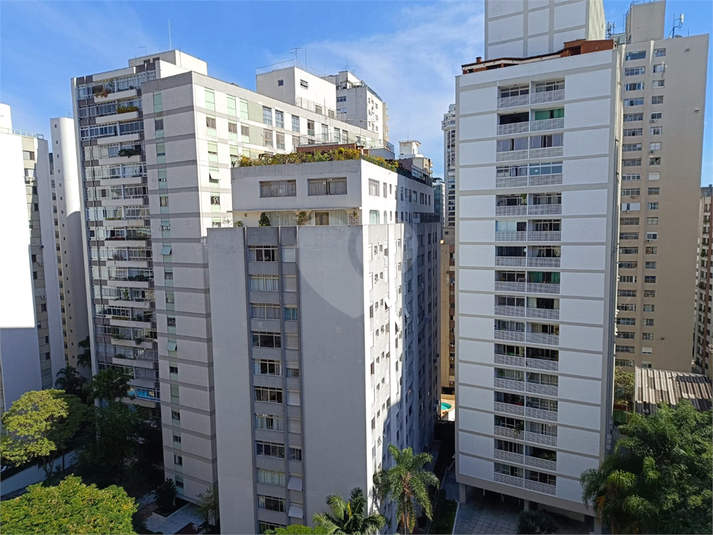 Foto REO1112907