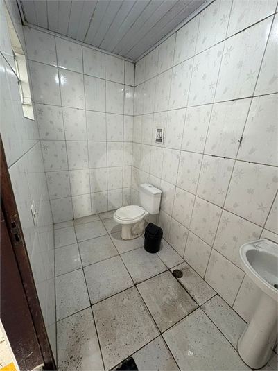 Foto REO1112918