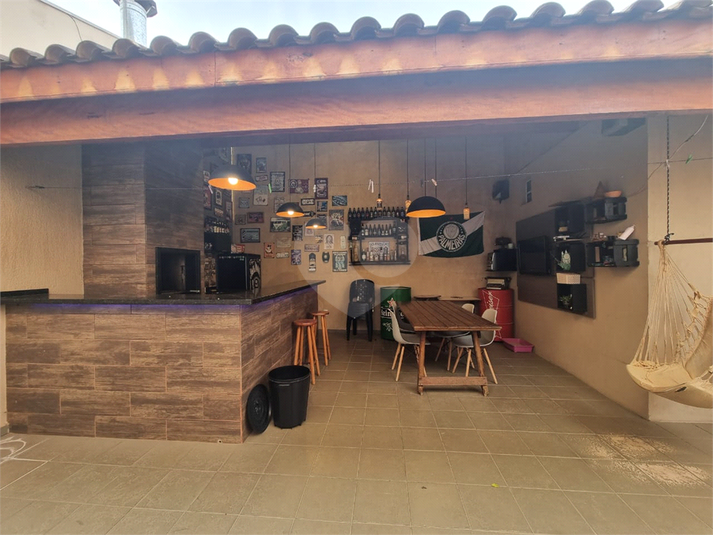 Foto REO1112931