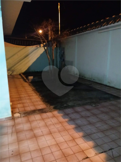 Foto REO1112935