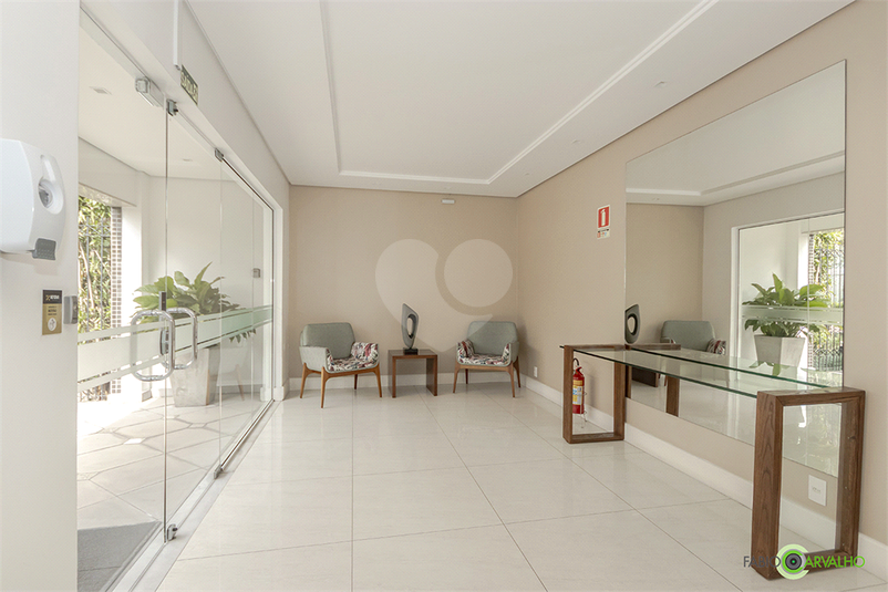 Foto REO1112936