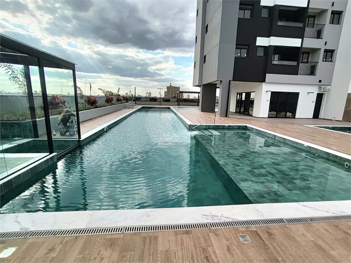 Foto REO1112939