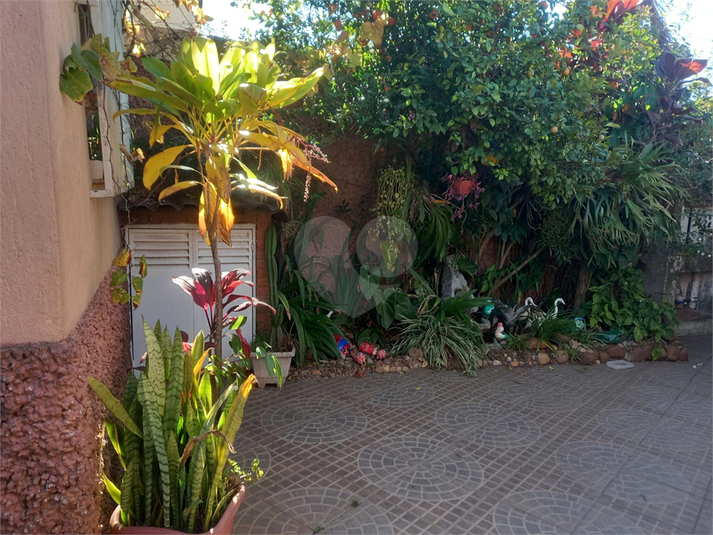 Foto REO1112944
